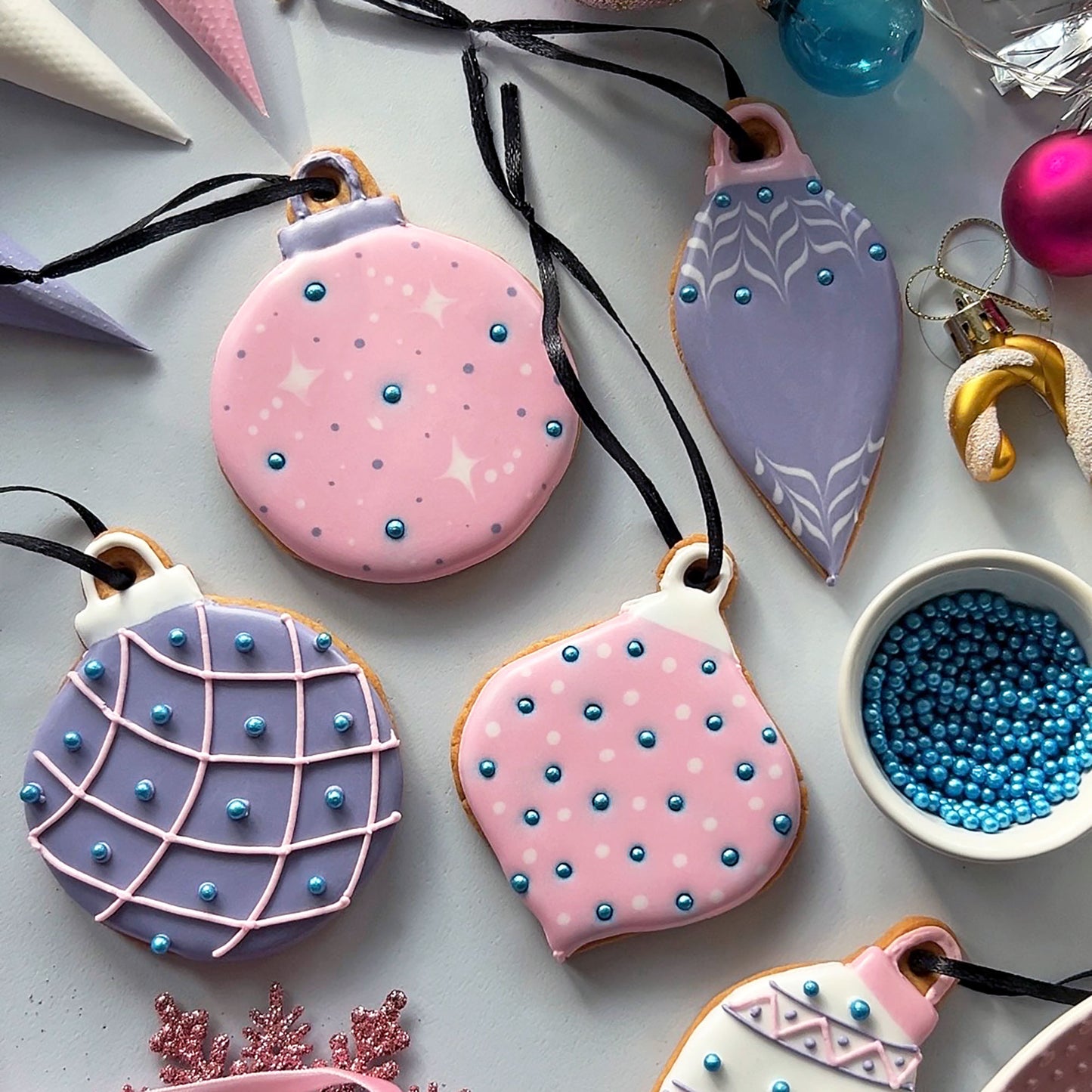 Christmas Bauble DIY Cookie Icing Kit
