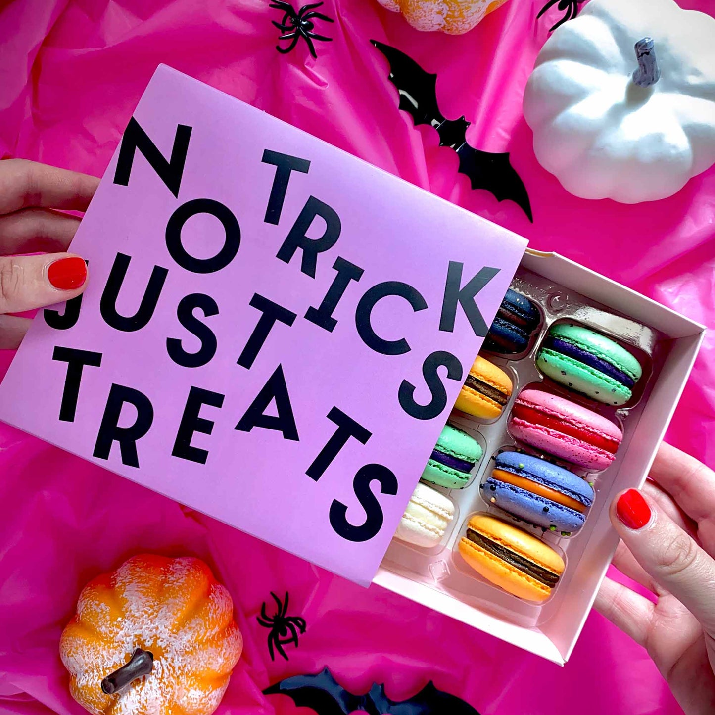 Halloween Macarons