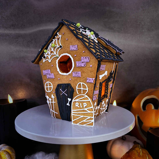 How to decorate your Haunted House!