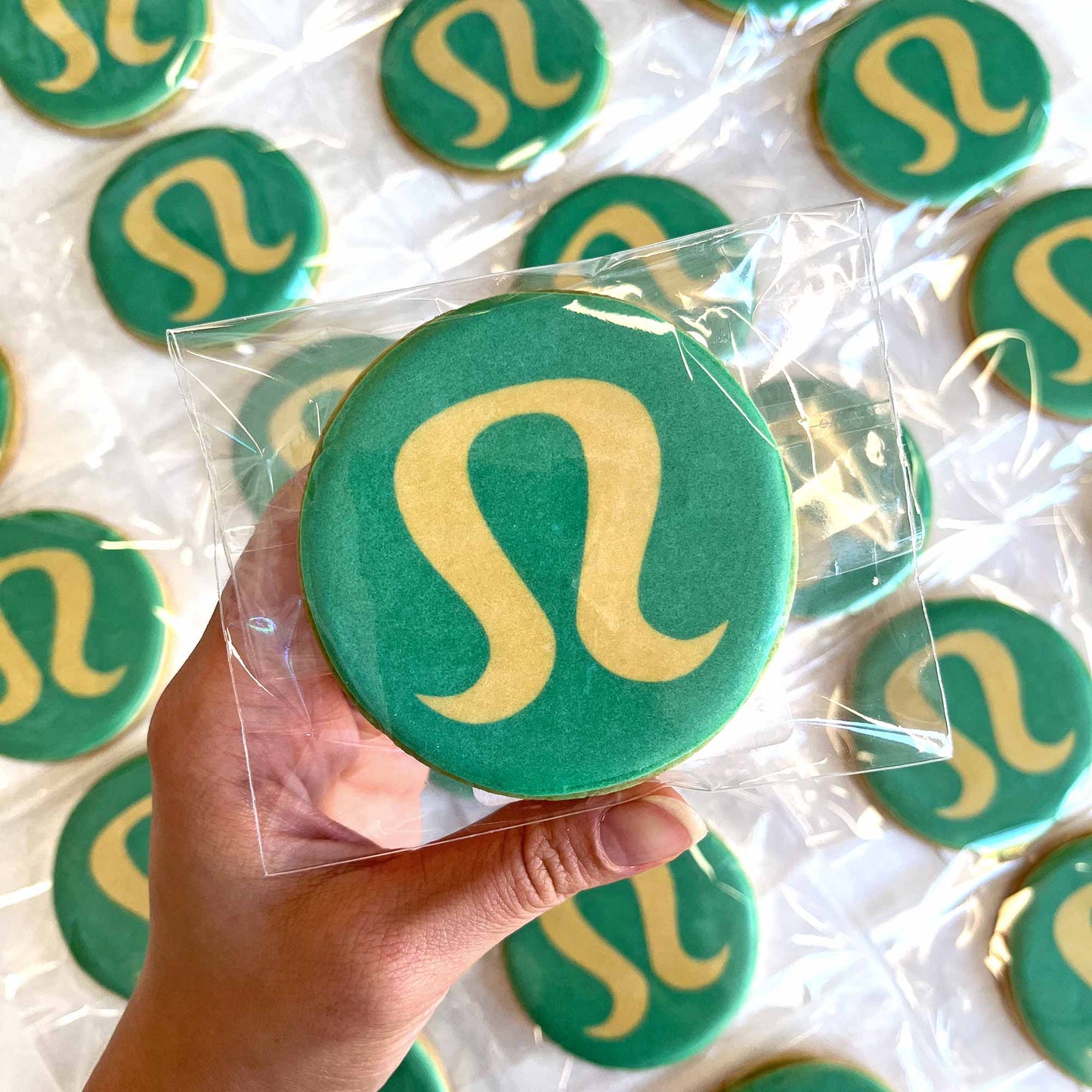 Custom Circle Printed Branded Logo Iced Cookies
