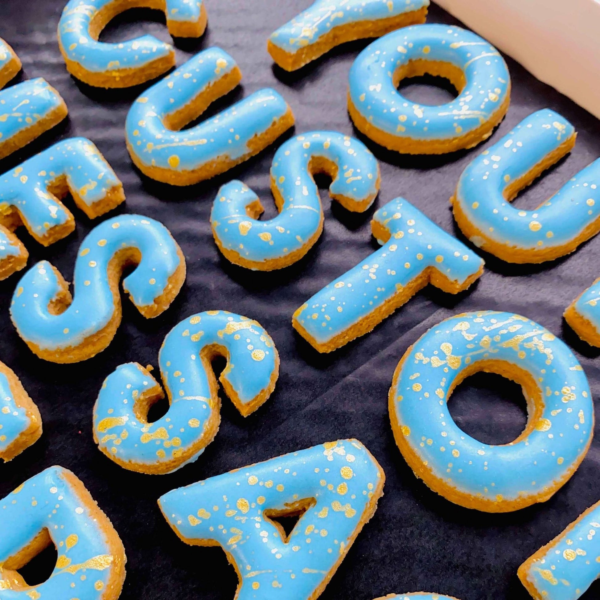 Vegan Personalised Custom Cookie Message Box (30) - Baked by Steph